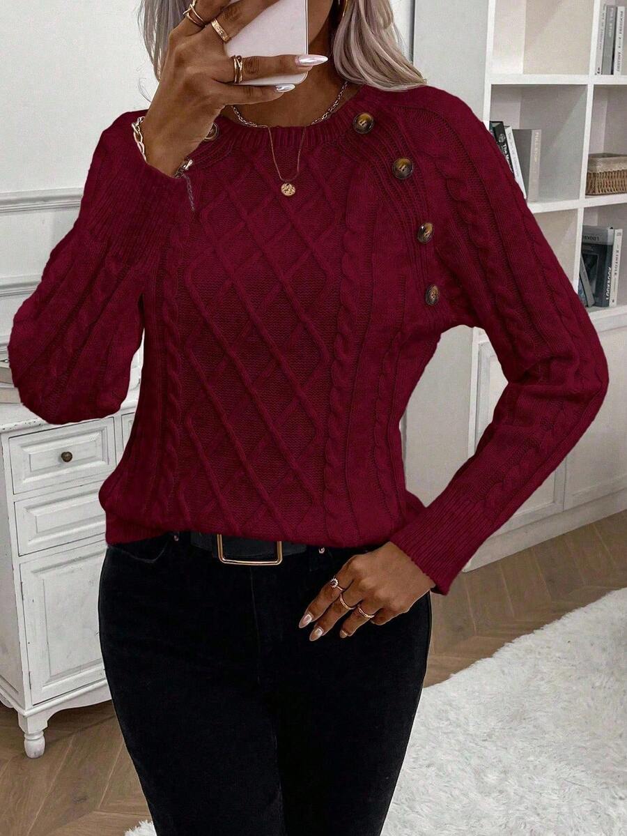 LISA - CABLE KNIT SWEATER