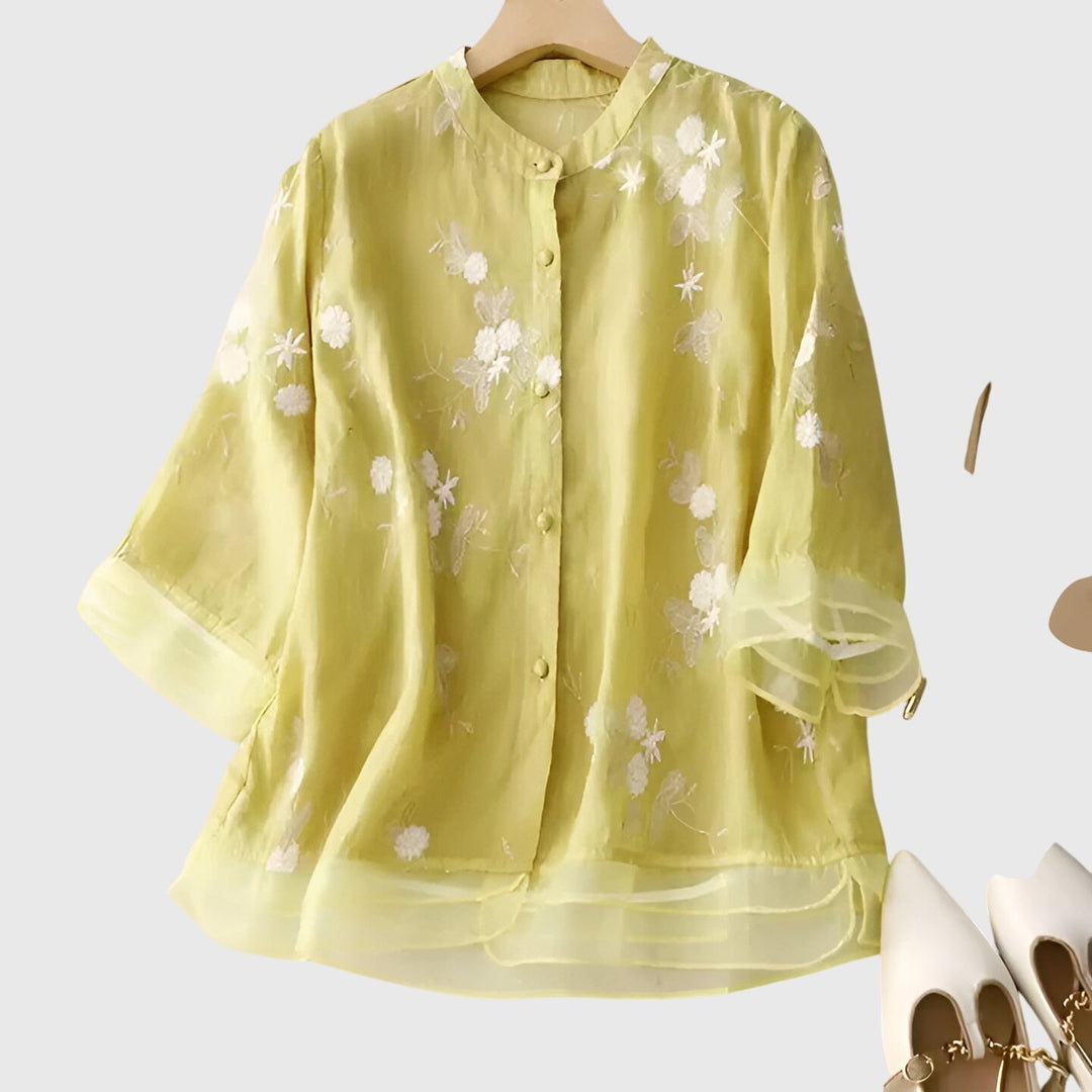 Nellie™ | Elegant Top with Embroidered Flowers