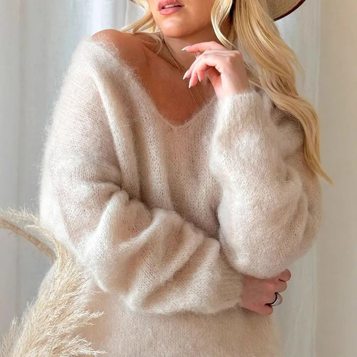 AIAH - FLUFFY KNITTED SWEATER