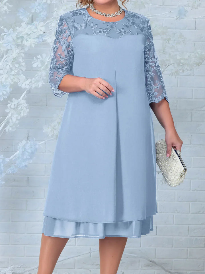 JUDITH - PLUS-SIZE EMBROIDERED DRESS