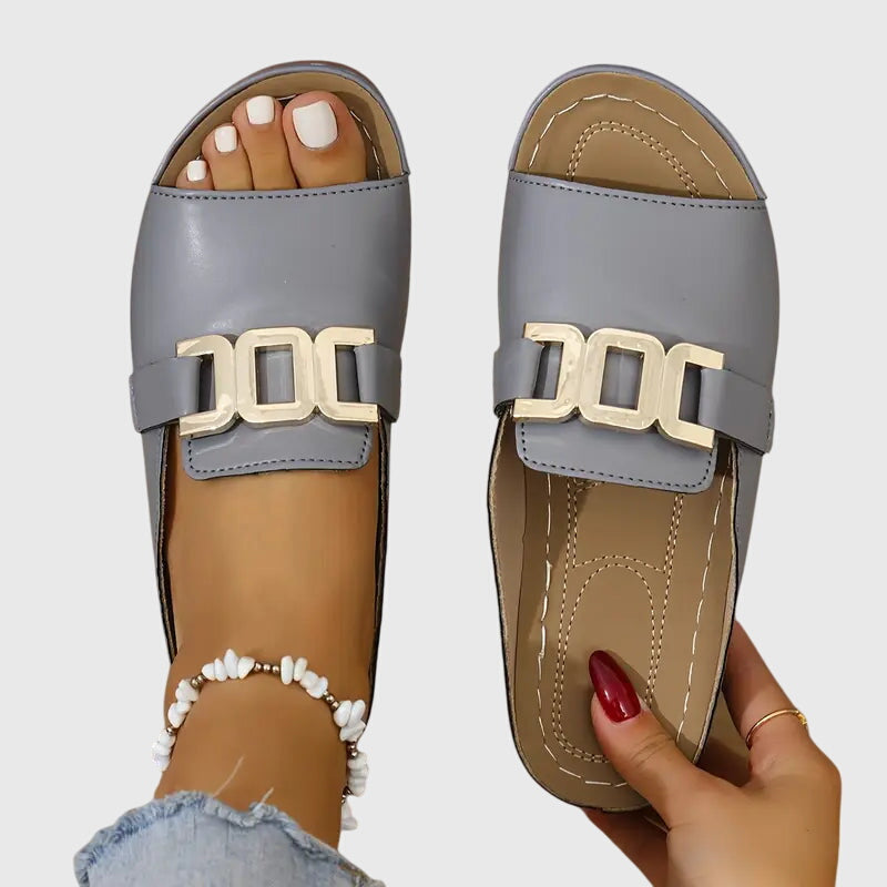 AMBER - COMFY SLIP-ON SANDALS